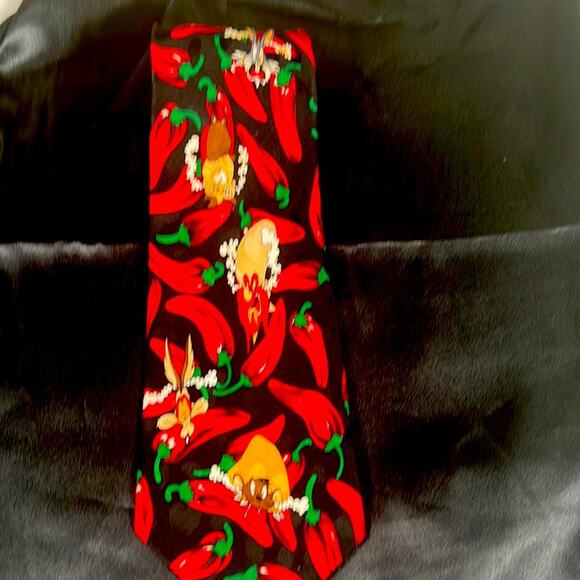 Loony tune mania fun silk tie - Picture 1 of 9